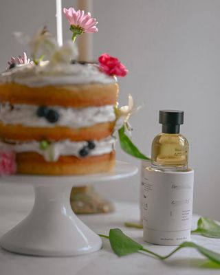 Luxury Full Printed Custom Logo Cardboard Tube for Cosmetic Essential Oil Eyebrow Gel Perfume Paper Tube Packaging